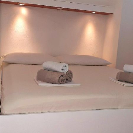 Apartments Villa Bonaca Baška Voda Habitación foto