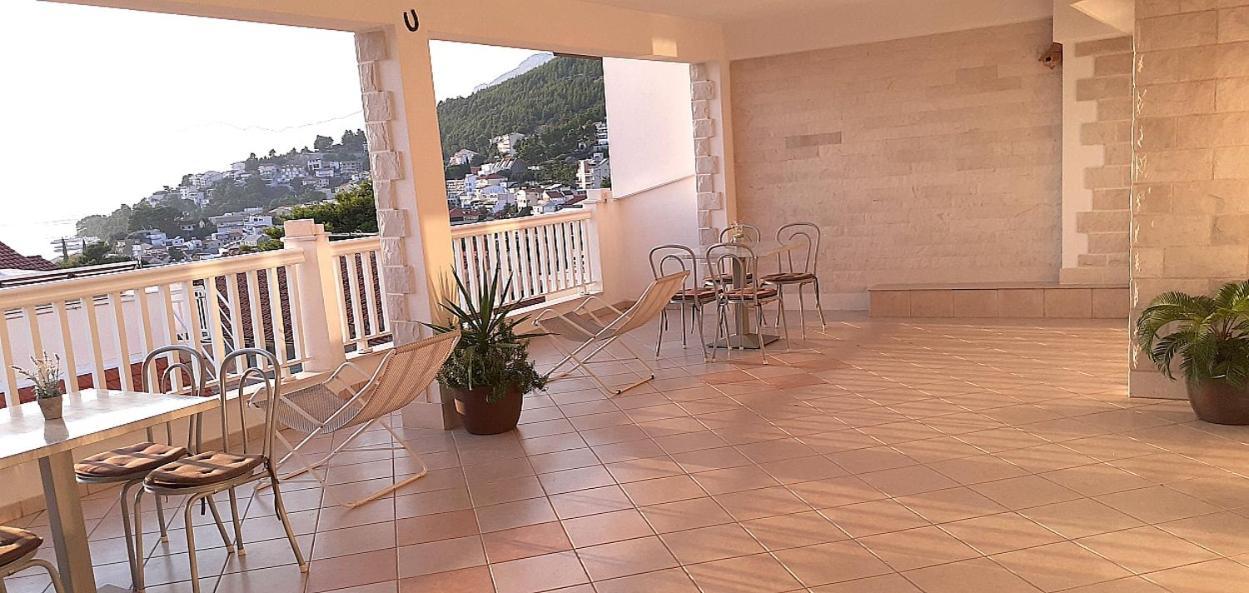 Apartments Villa Bonaca Baška Voda Habitación foto