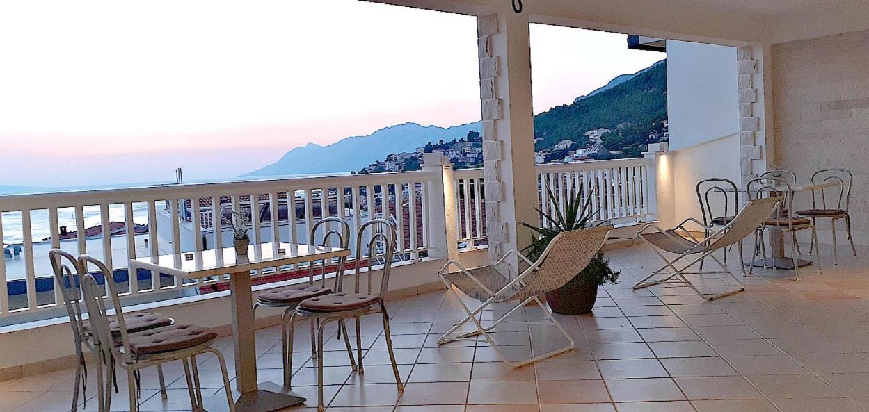 Apartments Villa Bonaca Baška Voda Habitación foto