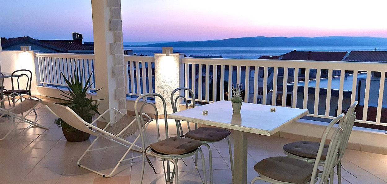 Apartments Villa Bonaca Baška Voda Habitación foto